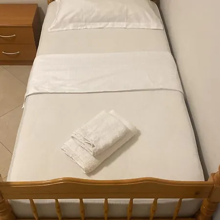 Apartment Am *